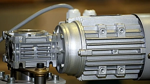 Three Phase Induction Motor vs Single Phase: Key Differences